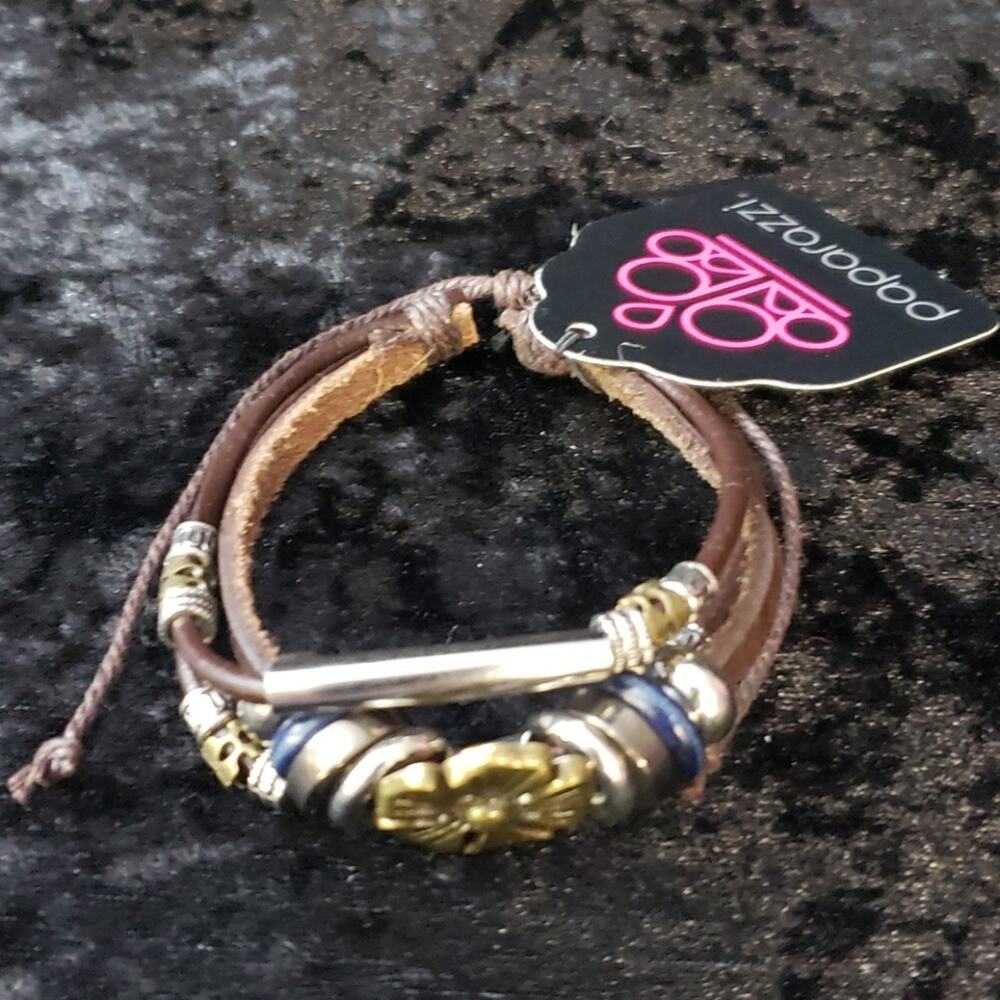 Leather Flower Bracelet‎